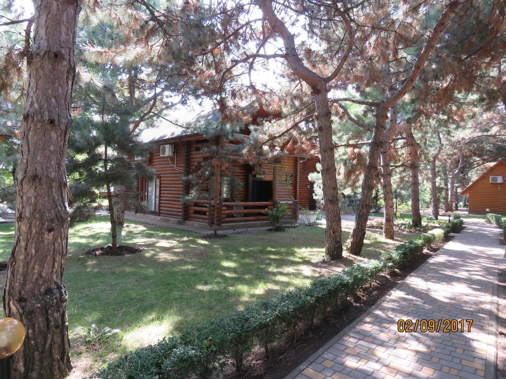 Kompleks Otdykha Elki-Palki Burlach'ya Balka Exterior photo