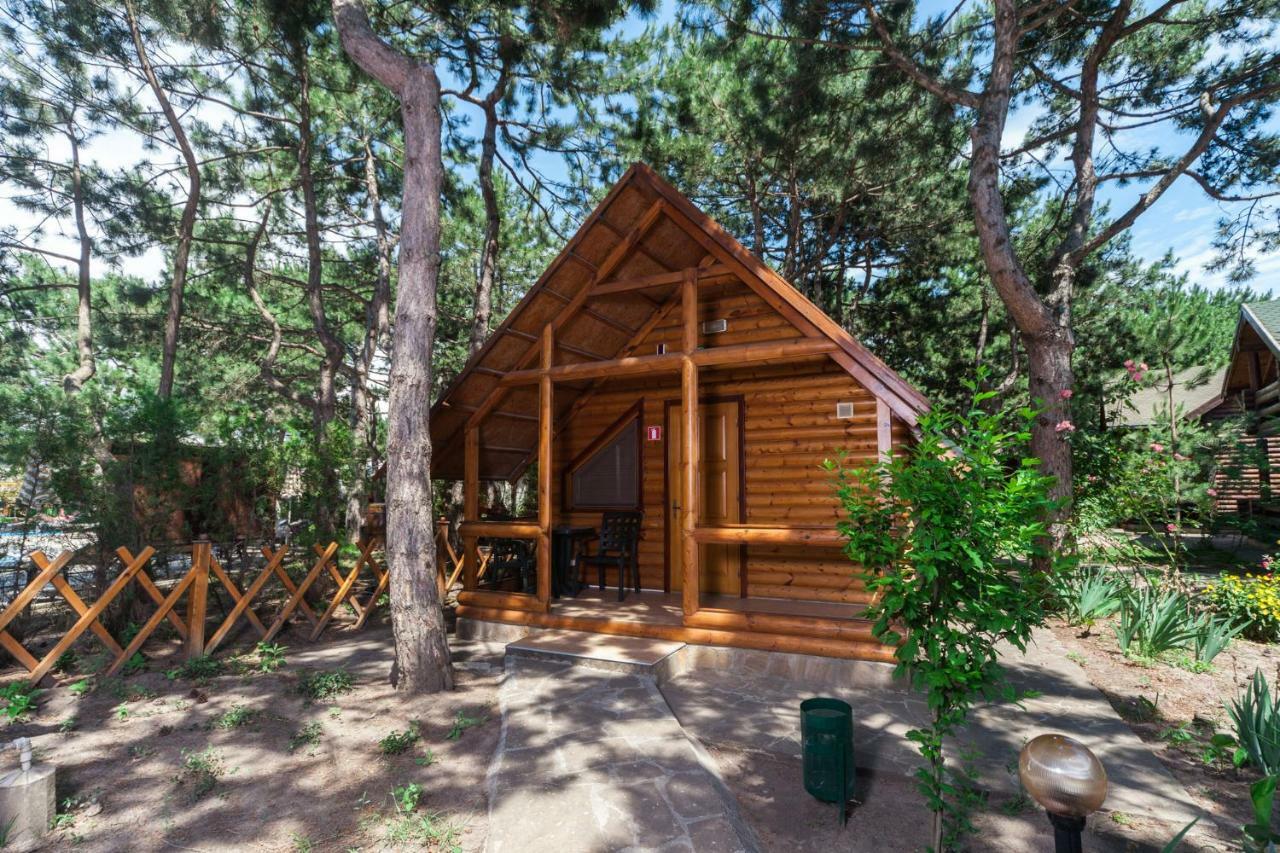 Kompleks Otdykha Elki-Palki Burlach'ya Balka Exterior photo