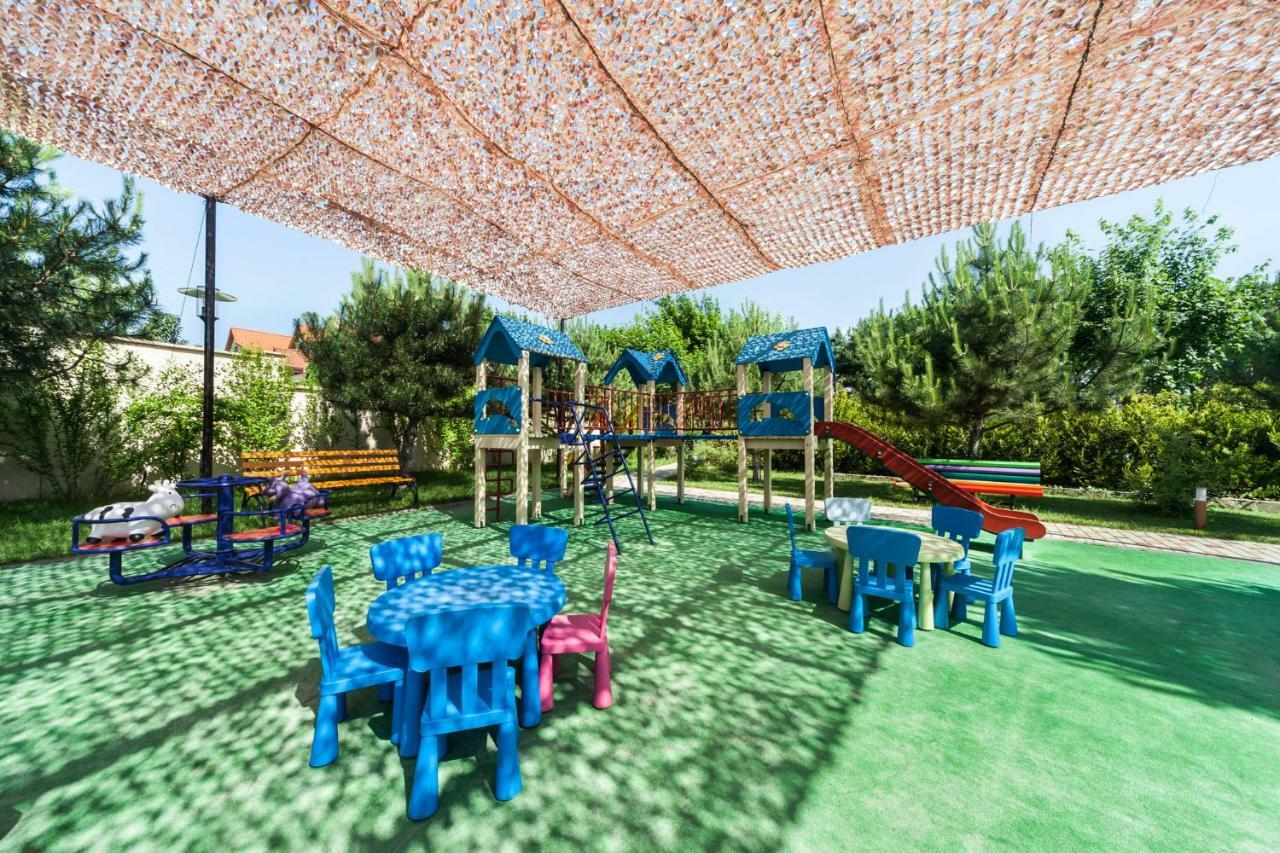 Kompleks Otdykha Elki-Palki Burlach'ya Balka Exterior photo